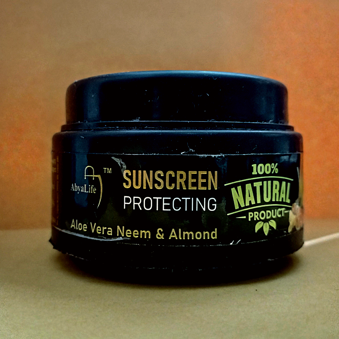 AbyaLife Protect and Cleanse Your Skin with Our Sunscreen and Neem Facewash Combo Pack